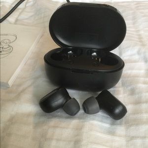 Bluetooth earbuds w/manual